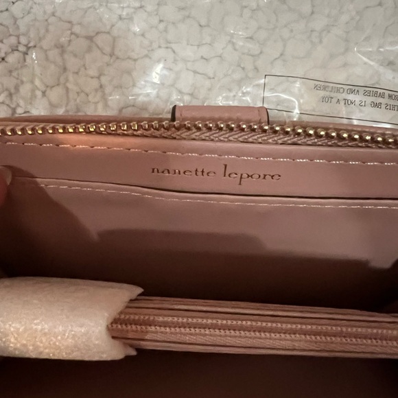 💞💞NANETTE LEPORE Nattie Zip Back Clutch w/Tech Pocket-Blush NWT/packaging - Picture 7 of 11
